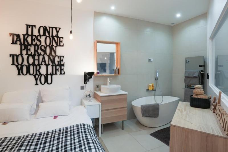 Suite Garibaldi Cosy Et Design Lyon Bagian luar foto